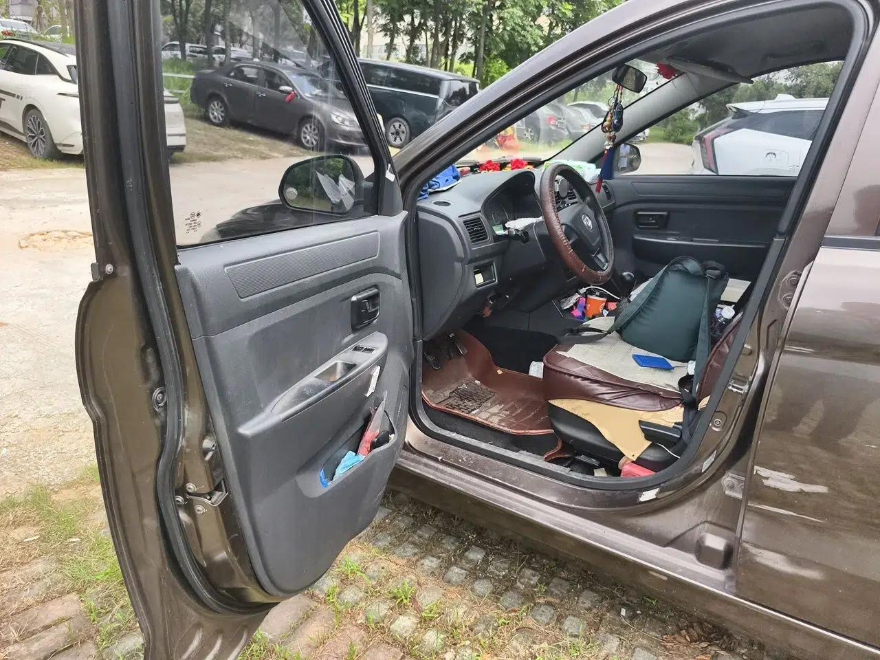 Dongfeng Fengon 330 2014 1.2L Manual Practical Version DK12-07 — миниатюра 16