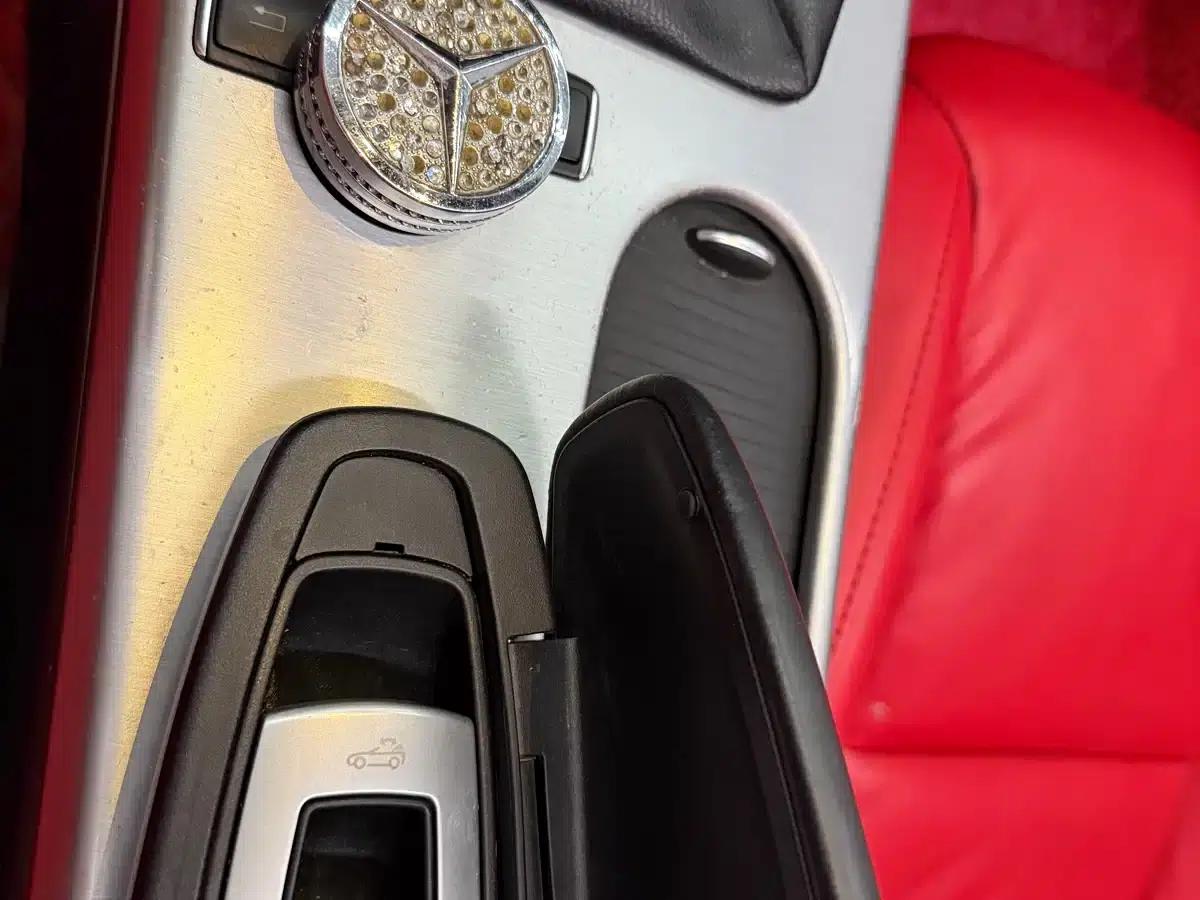 Mercedes-Benz SLK-Class 2011 SLK 200 Fashion Edition — миниатюра 7