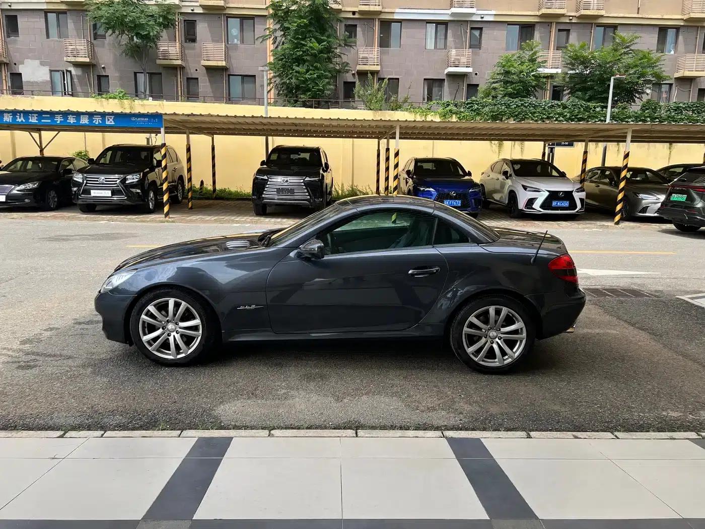 Mercedes-Benz SLK-Class 2010 SLK 200K — миниатюра 3