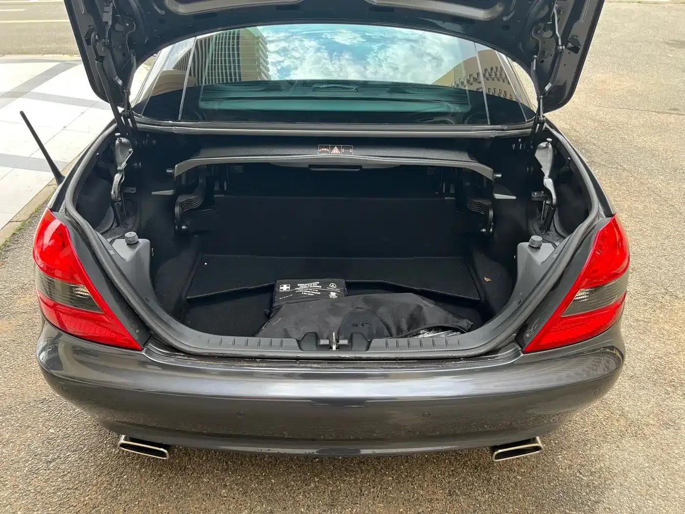 Mercedes-Benz SLK-Class 2010 SLK 200K — миниатюра 9