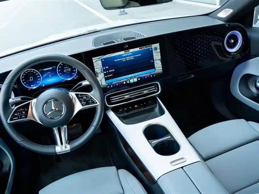 Mercedes-Benz CLA PHEV 2025 300L Extended Range Intelligent Edition — миниатюра 17