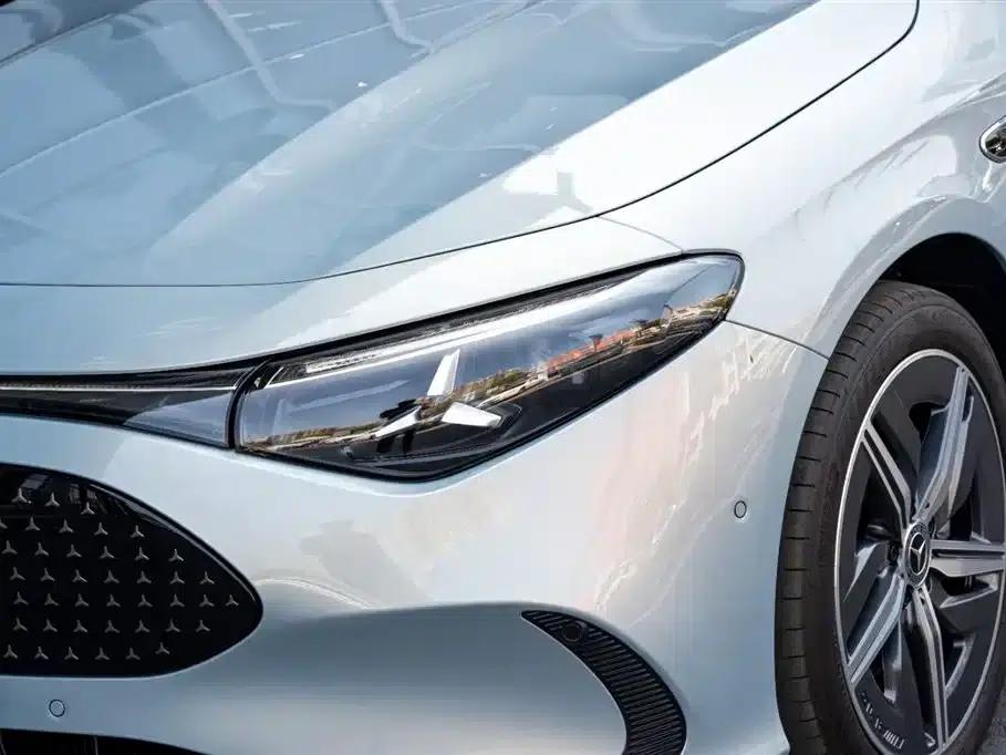 Mercedes-Benz CLA PHEV 2025 300L Extended Range Intelligent Edition — миниатюра 19