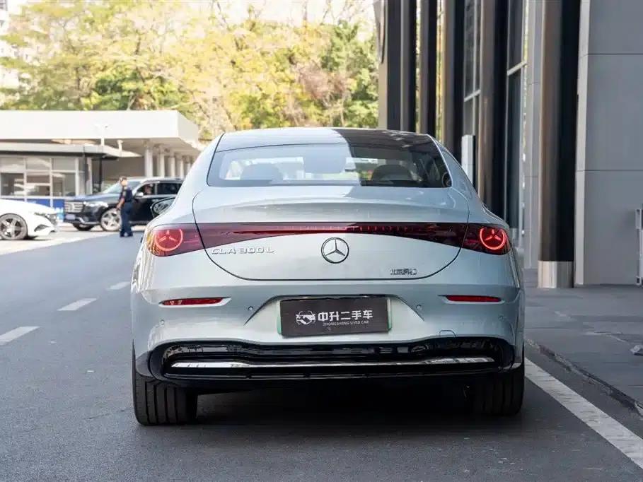 Mercedes-Benz CLA PHEV 2025 300L Extended Range Intelligent Edition — миниатюра 7