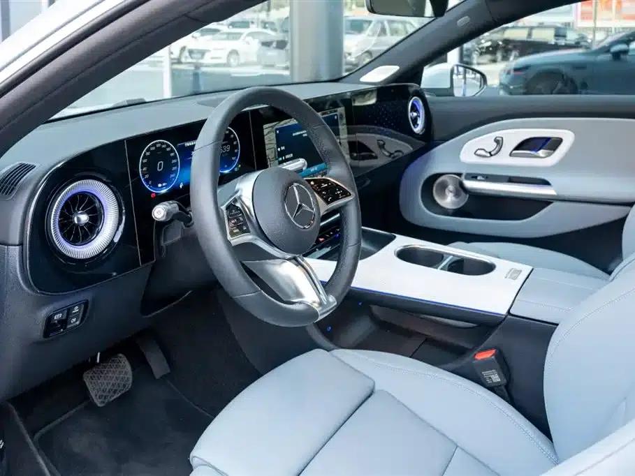 Mercedes-Benz CLA PHEV 2025 300L Extended Range Intelligent Edition — миниатюра 9