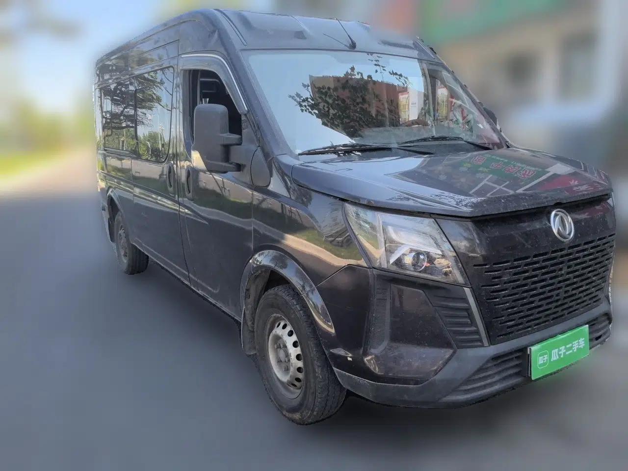 Dongfeng Yufeng 2023 V9+ 2.0T Manual Front-Wheel-Drive Multi-Function Mid-Roof Van with 7/8/9 Seats — миниатюра 3