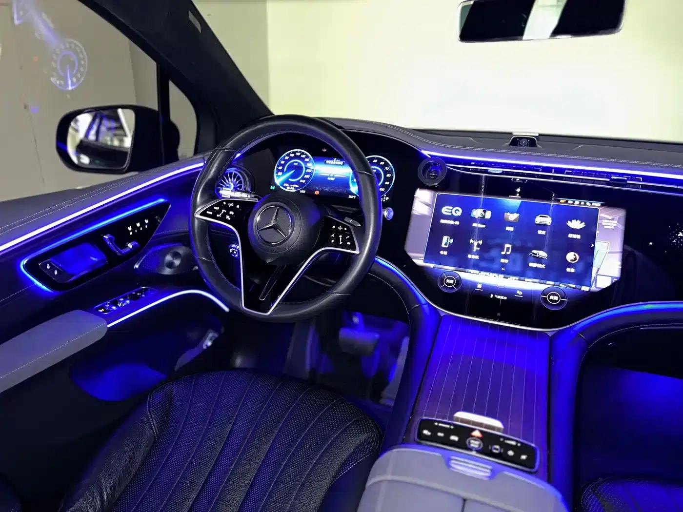 Mercedes-Benz EQS SUV 2023 450 4MATIC Pioneer Edition — миниатюра 30