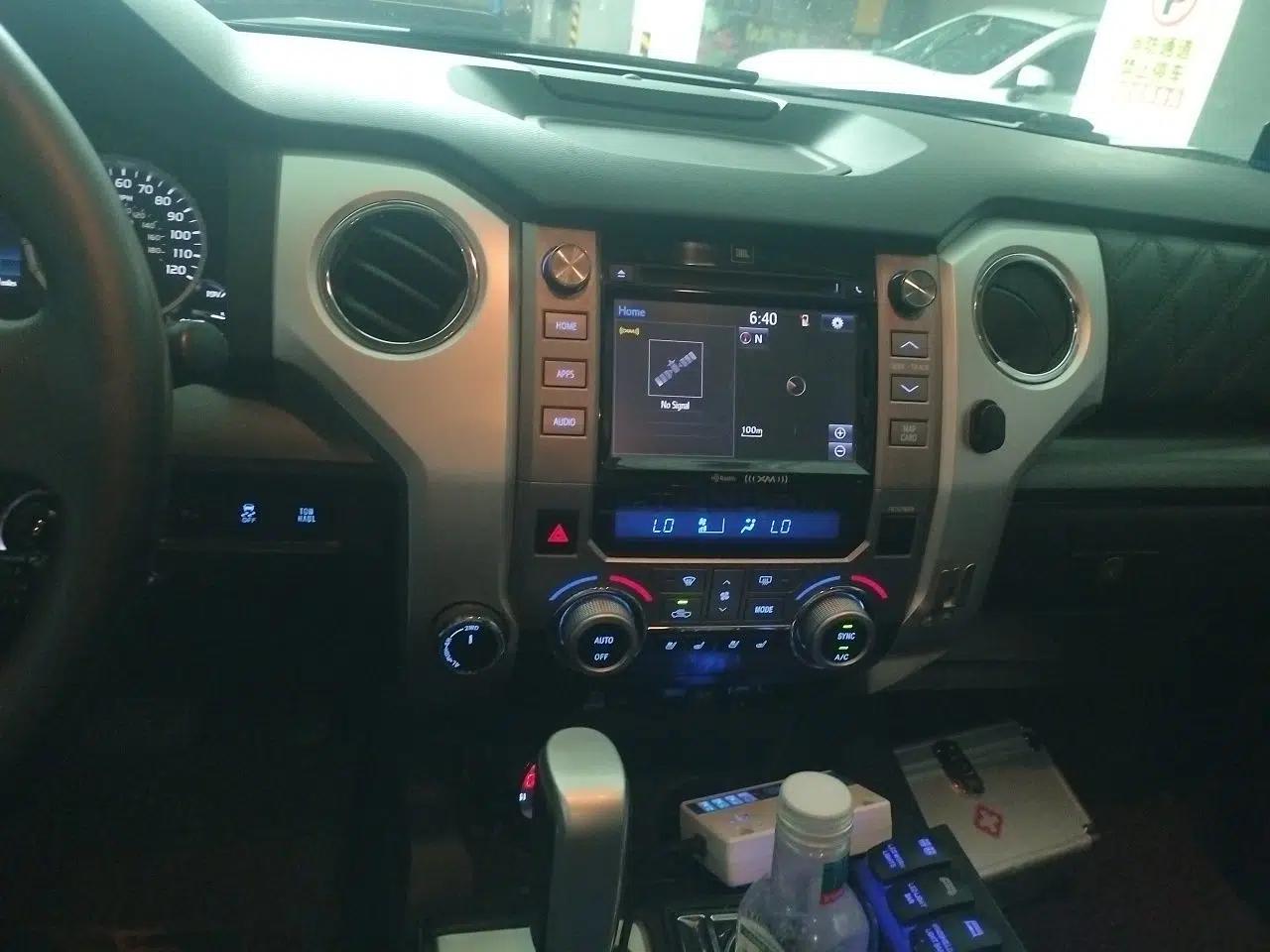 Toyota Tundra Parallel import, 5.7, automatic — миниатюра 13