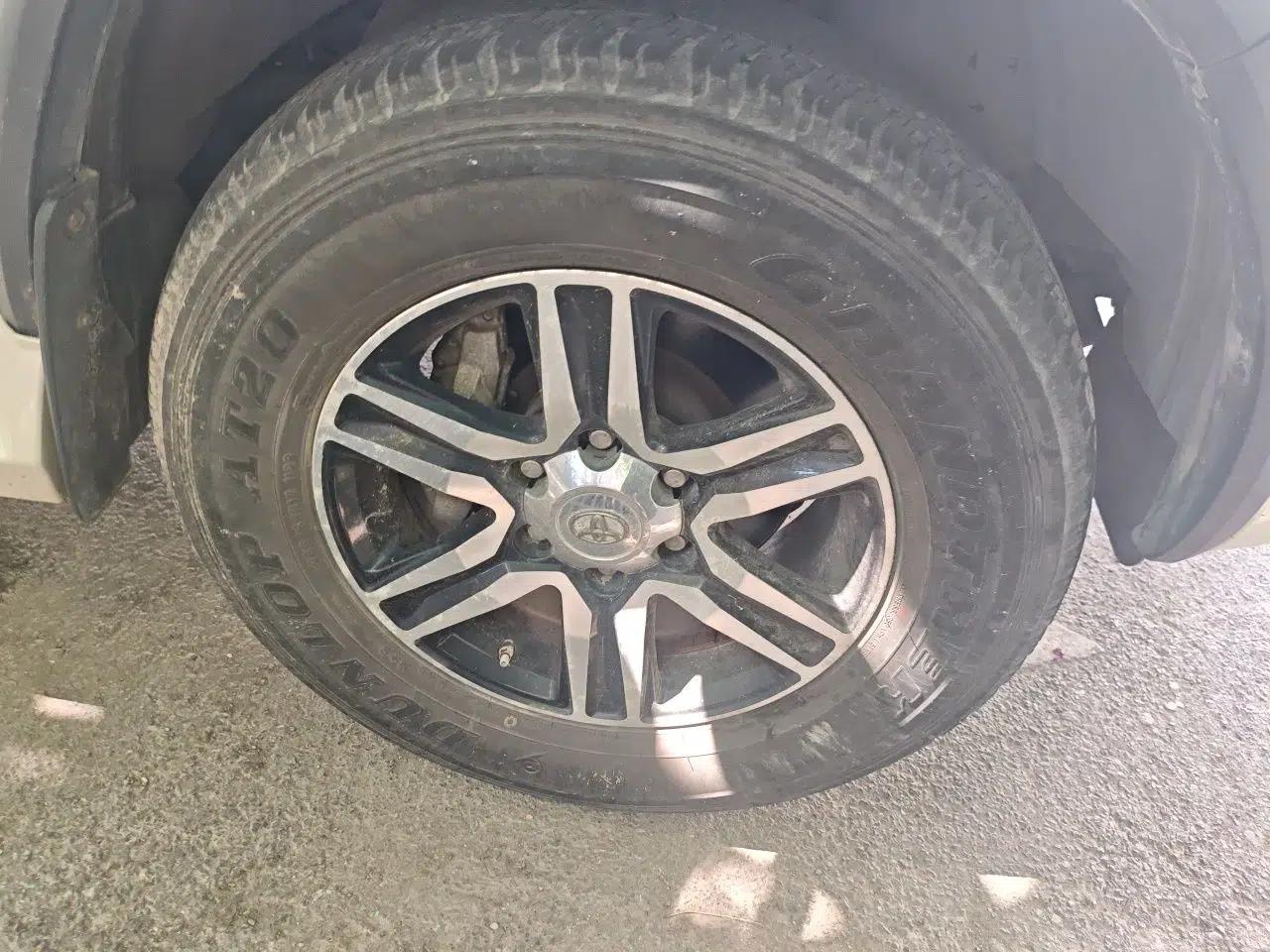 Toyota Fortuner Toyota Fortuner 2017, 2.7L, automatic transmission, 7 seats, gasoline (Middle East-spec parallel import) — миниатюра 8