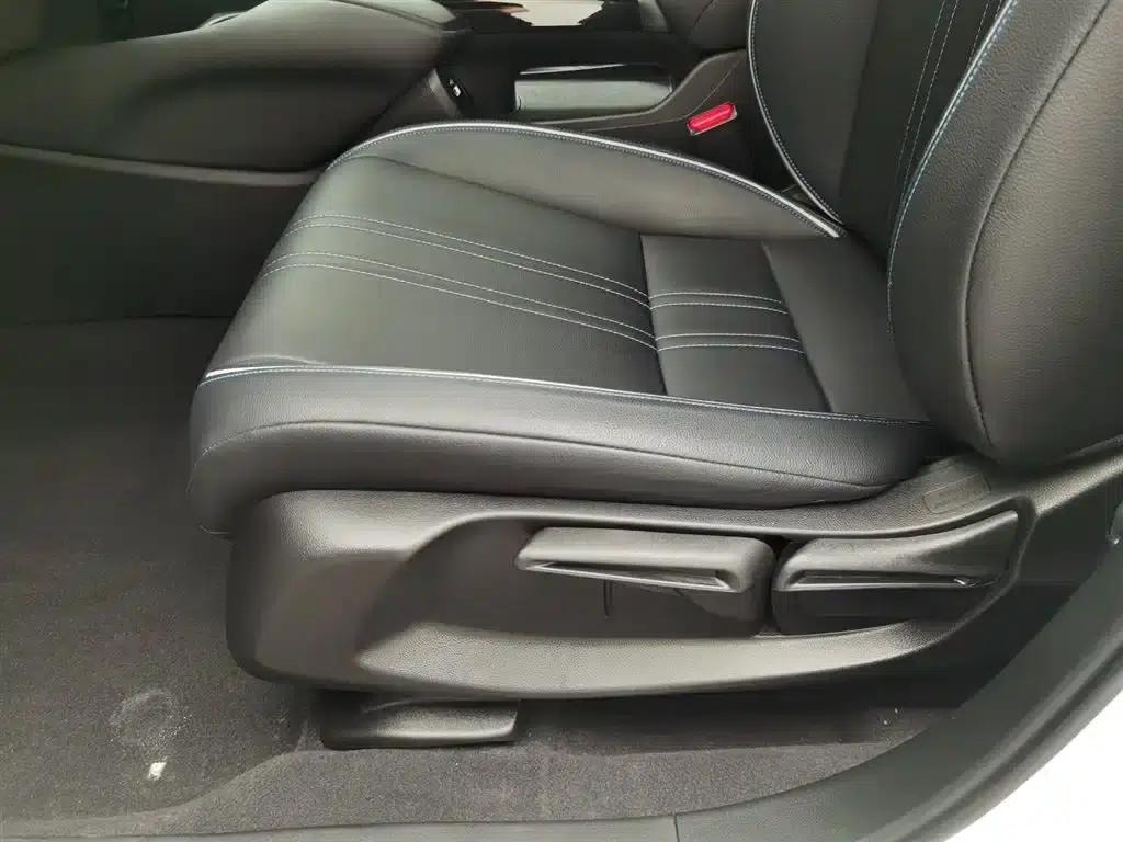 Honda HR-V 2023 240TURBO Sporty Edition — миниатюра 20