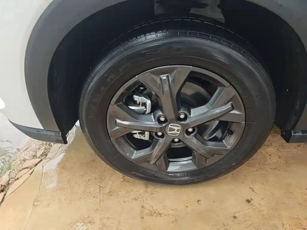Honda HR-V 2023 240TURBO Sporty Edition — миниатюра 23