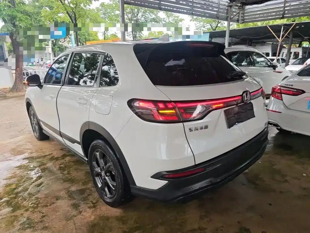 Honda HR-V 2023 240TURBO Sporty Edition — миниатюра 5