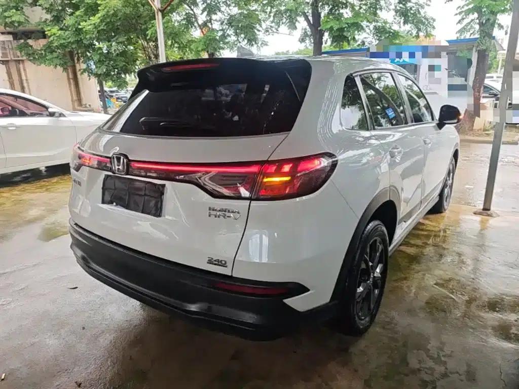 Honda HR-V 2023 240TURBO Sporty Edition — миниатюра 7