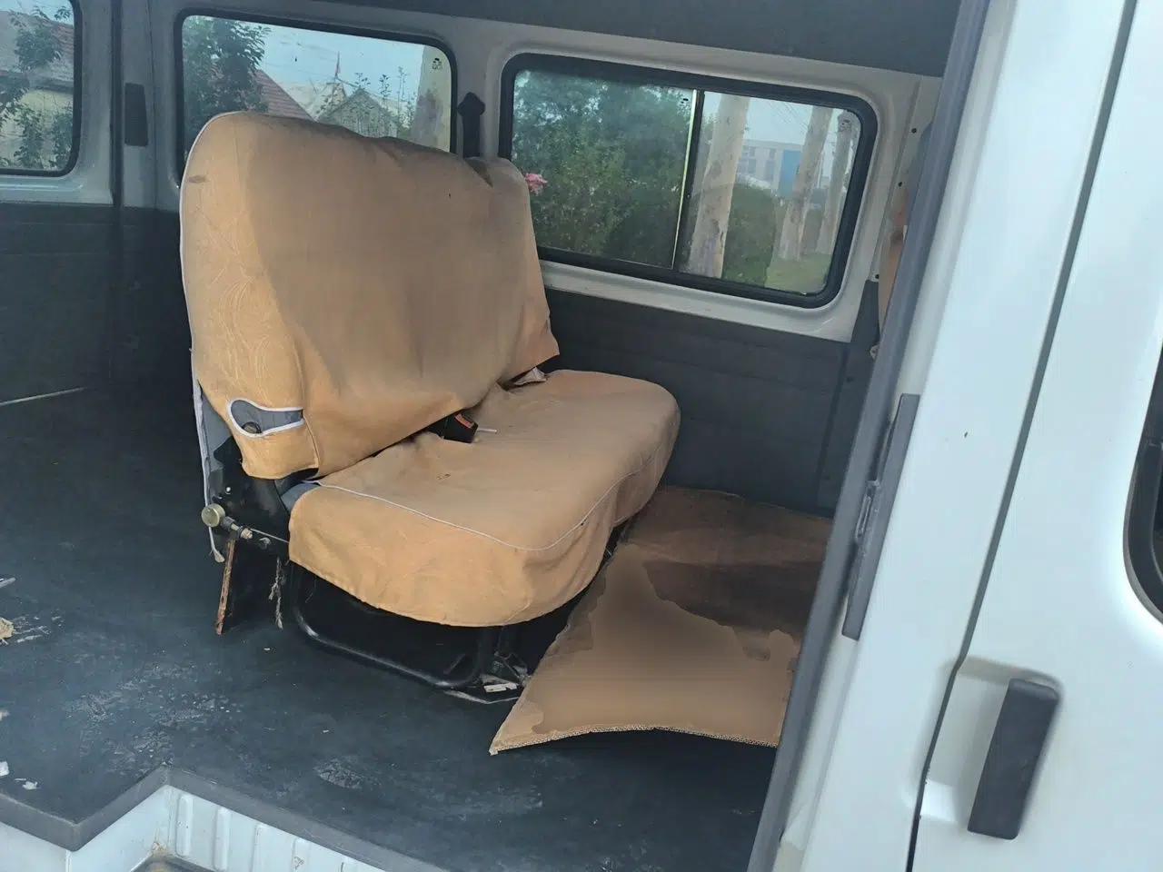 Ford Classic Transit 2013 2.8T Diesel Van Short Wheelbase Mid-Roof JX493ZLQ4 — миниатюра 17