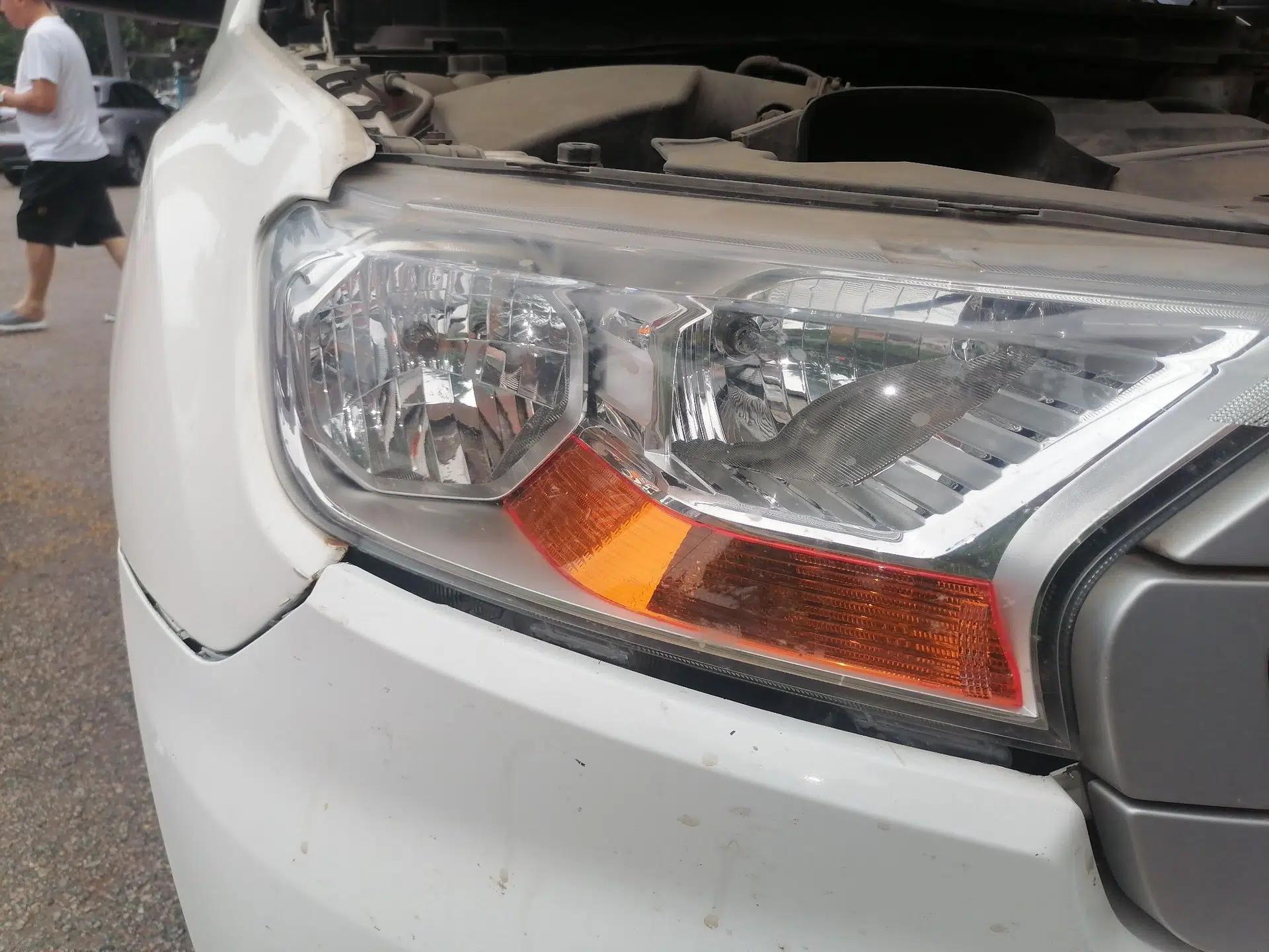 Ford Everest 2016 2.0T Gasoline Automatic 4x4 Elite Edition — миниатюра 7