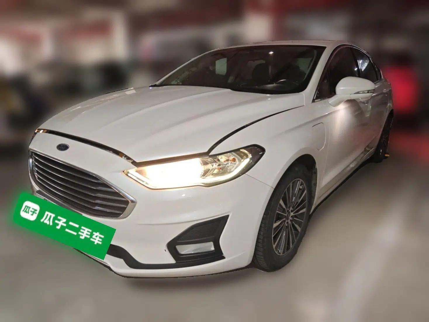 Ford Mondeo New Energy 2018 2.0 PHEV ZhiShang Trim — миниатюра 1