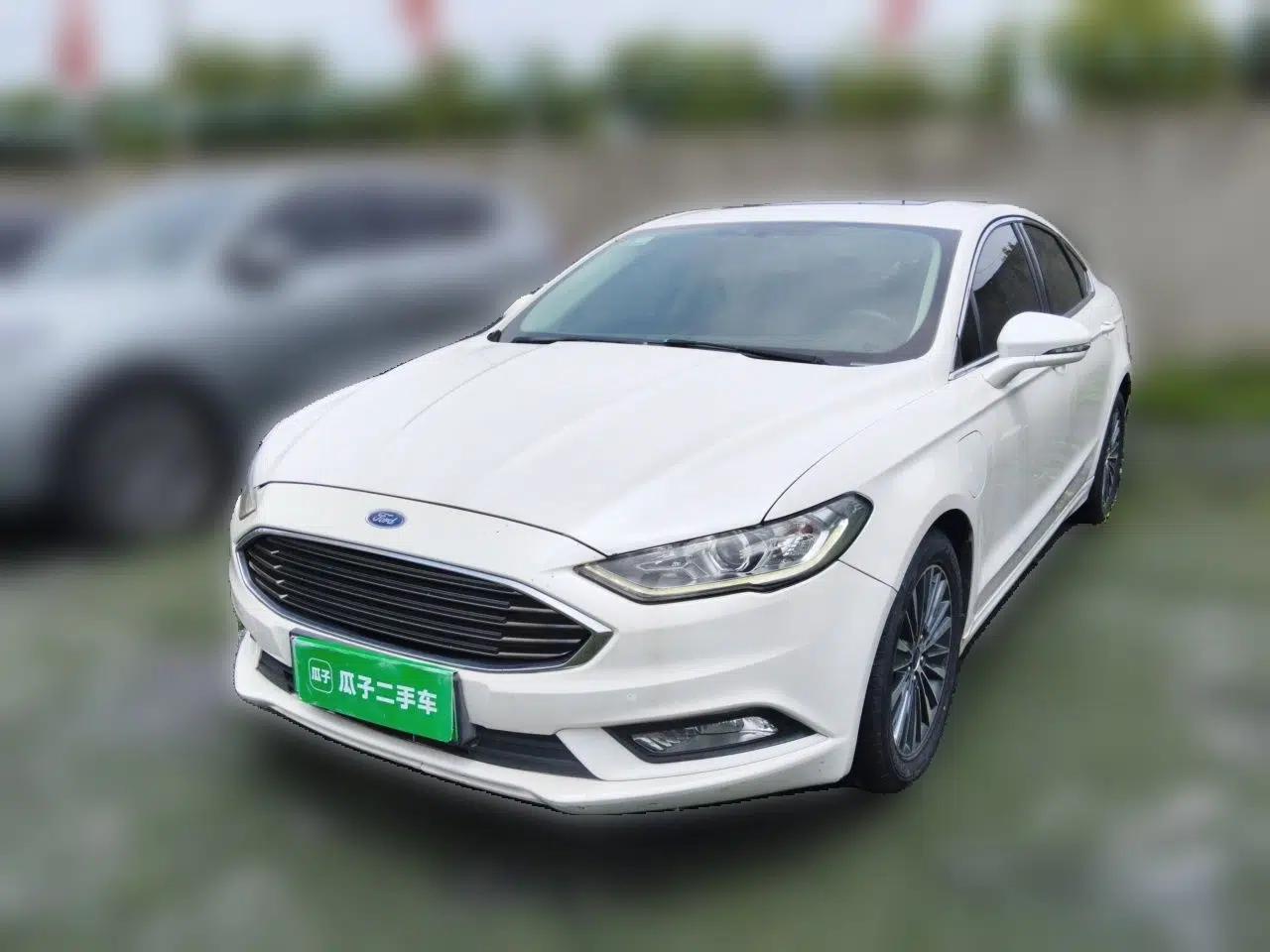 Ford Mondeo New Energy 2018 2.0 PHEV ZhiShang Trim — миниатюра 1