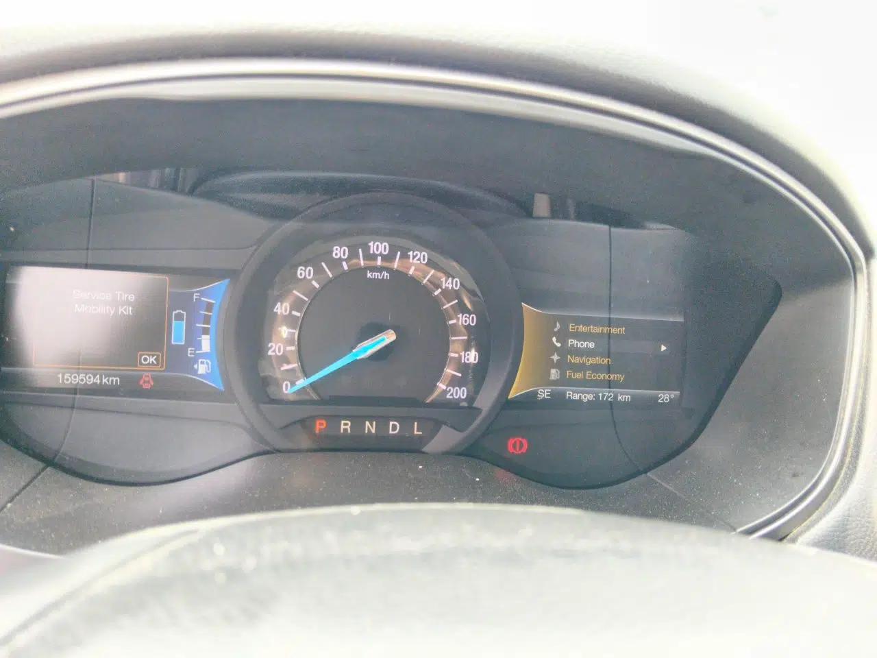 Ford Mondeo New Energy 2018 2.0 PHEV ZhiShang Trim — миниатюра 11