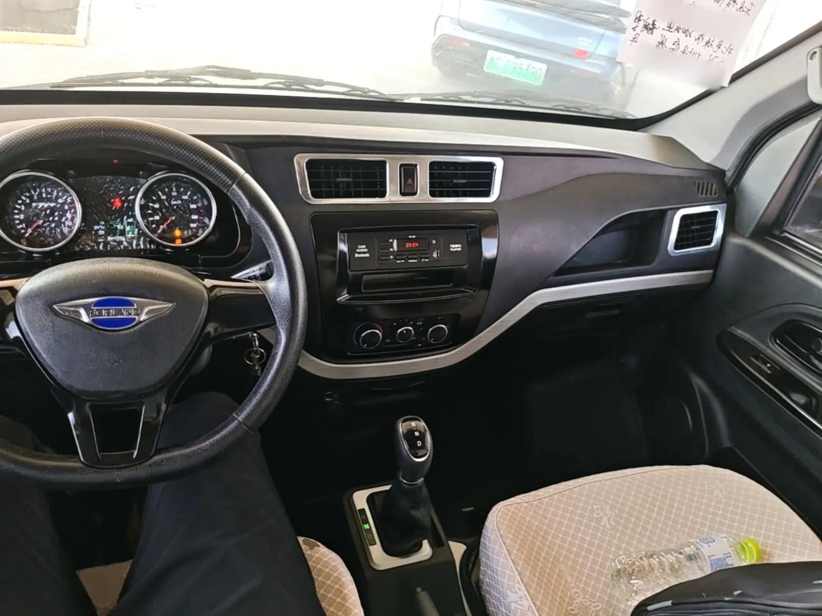 Foton Skyworth EV6 2023 Fast and Slow Charging Version — миниатюра 17