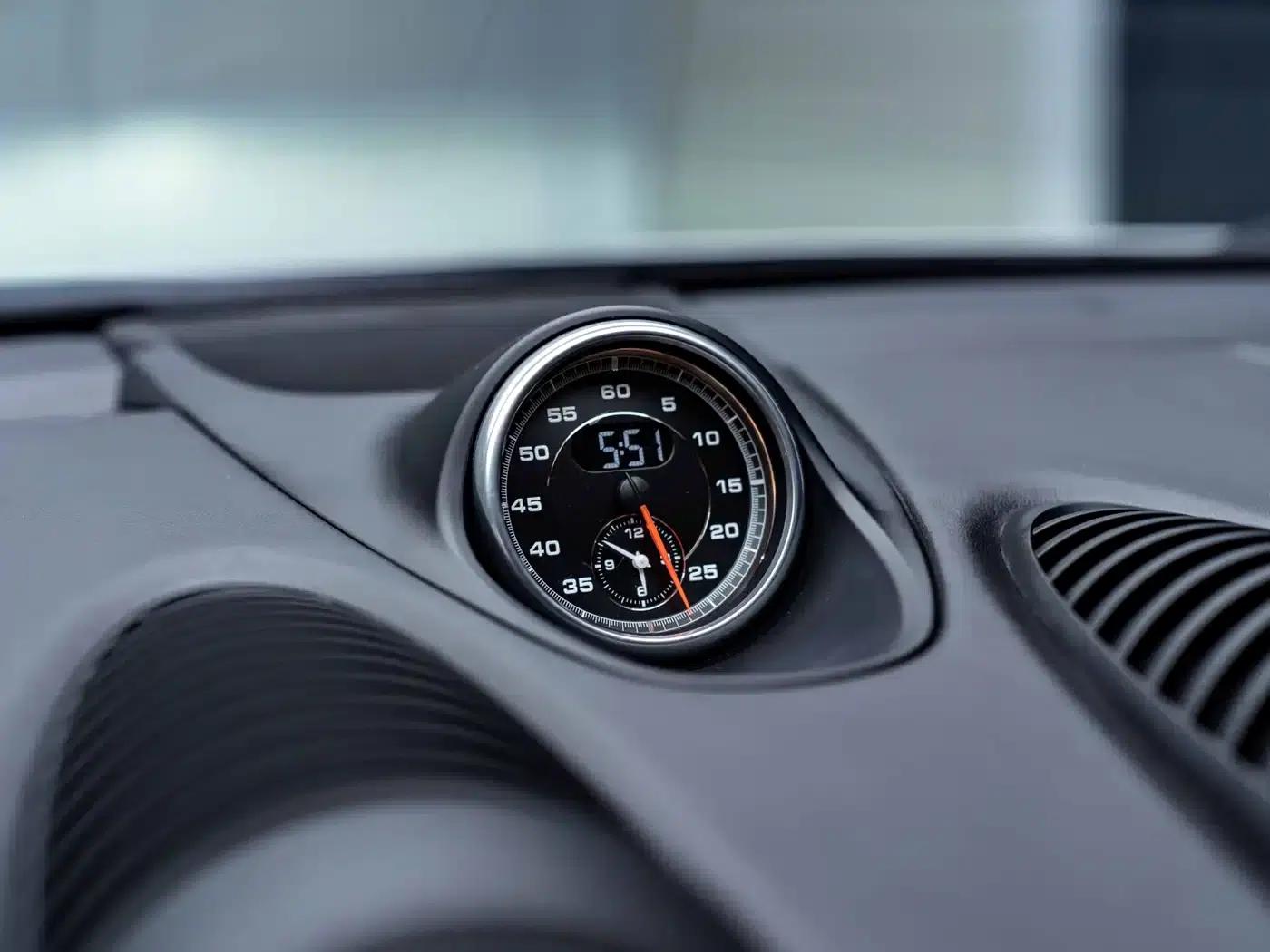 2021 Cayman 2.0T — миниатюра 14