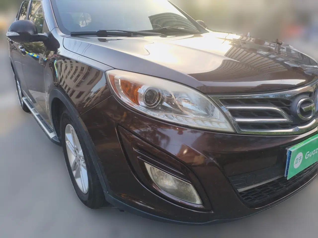GAC Trumpchi GS5 2014 2.0L Automatic Two-Wheel Drive Anniversary Value Edition — миниатюра 3