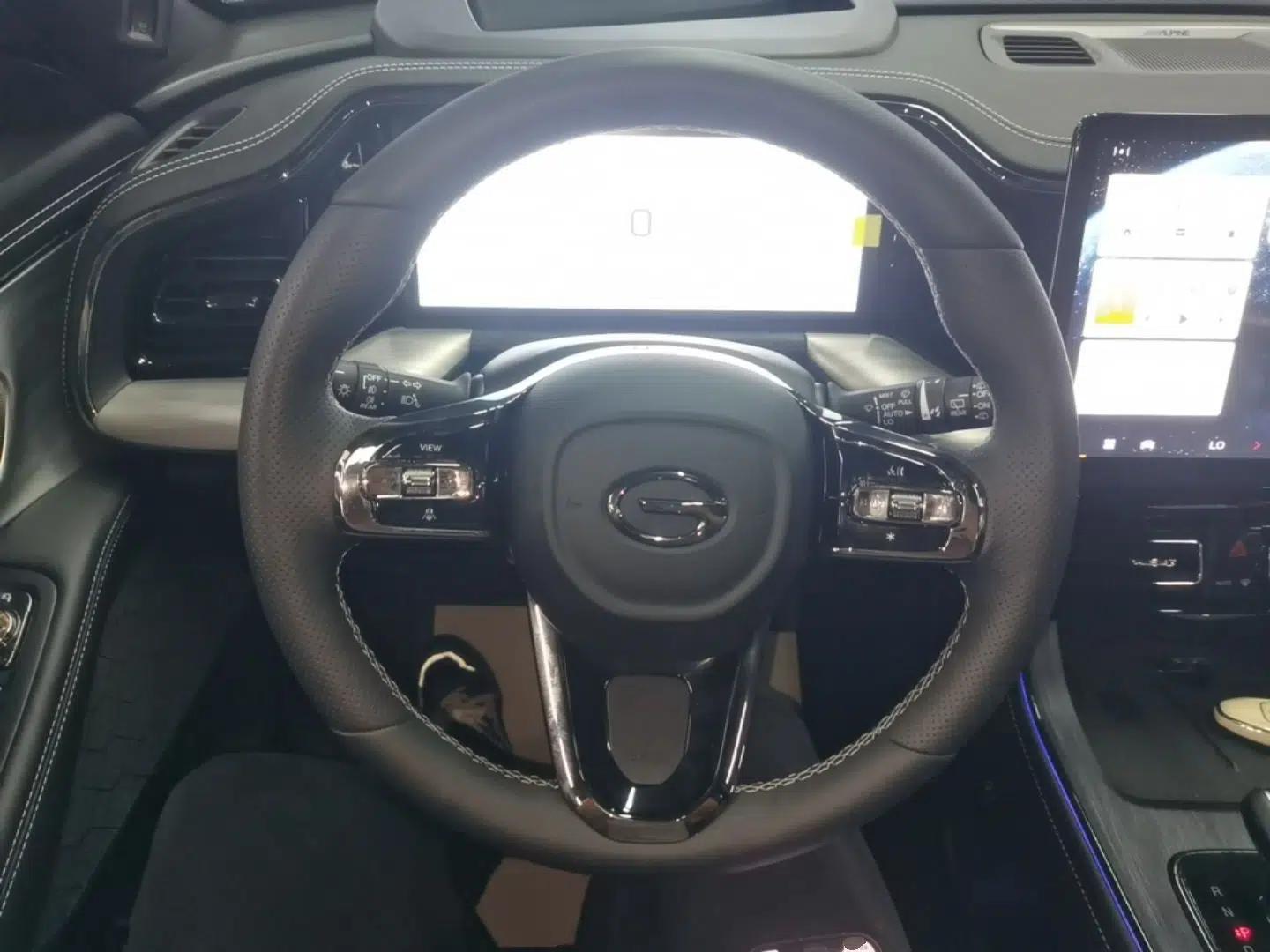 GAC Trumpchi ES9 2024 PHEV 143km Max+ — миниатюра 13