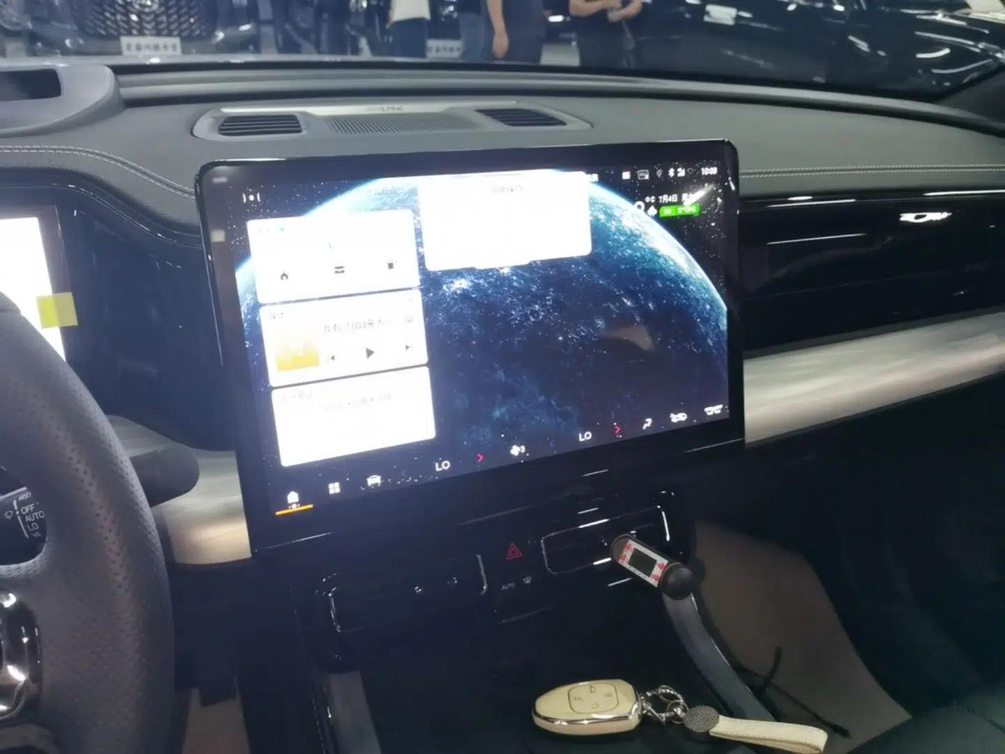 GAC Trumpchi ES9 2024 PHEV 143km Max+ — миниатюра 15