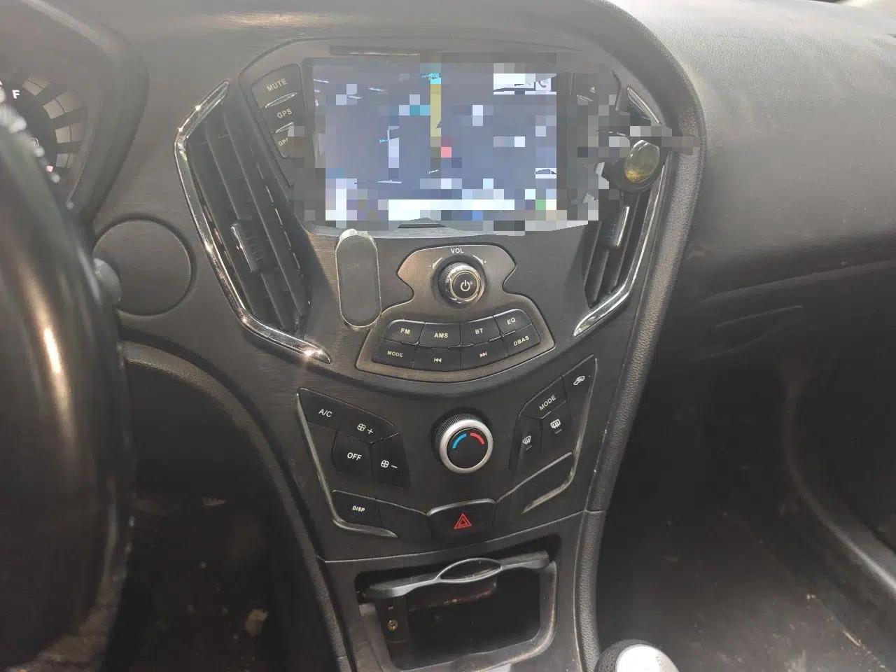 GAC Trumpchi GA3S Vision 2014 1.6L Manual Elite Edition — миниатюра 13