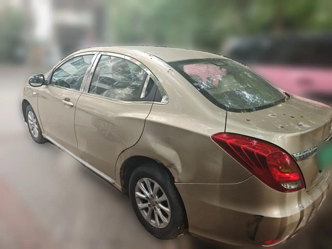 GAC Trumpchi GA3S Vision 2014 1.6L Manual Elite Edition — миниатюра 4
