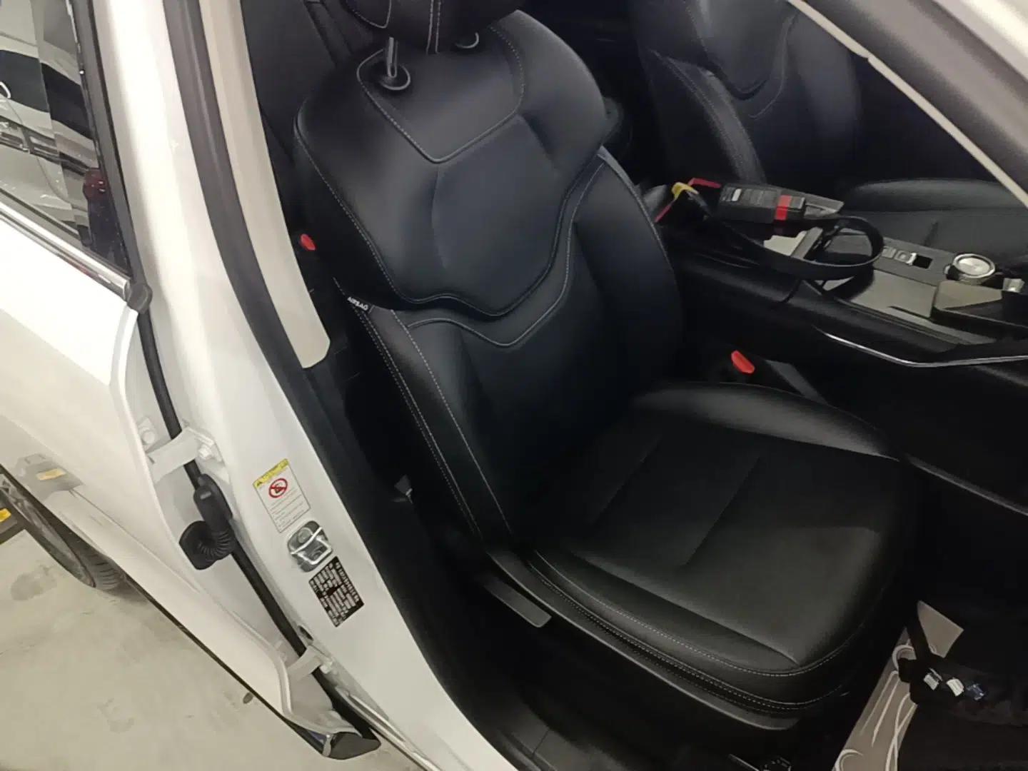 Haval H6 New Energy 2023 DHT-PHEV 110KM Enjoyment Edition — миниатюра 19