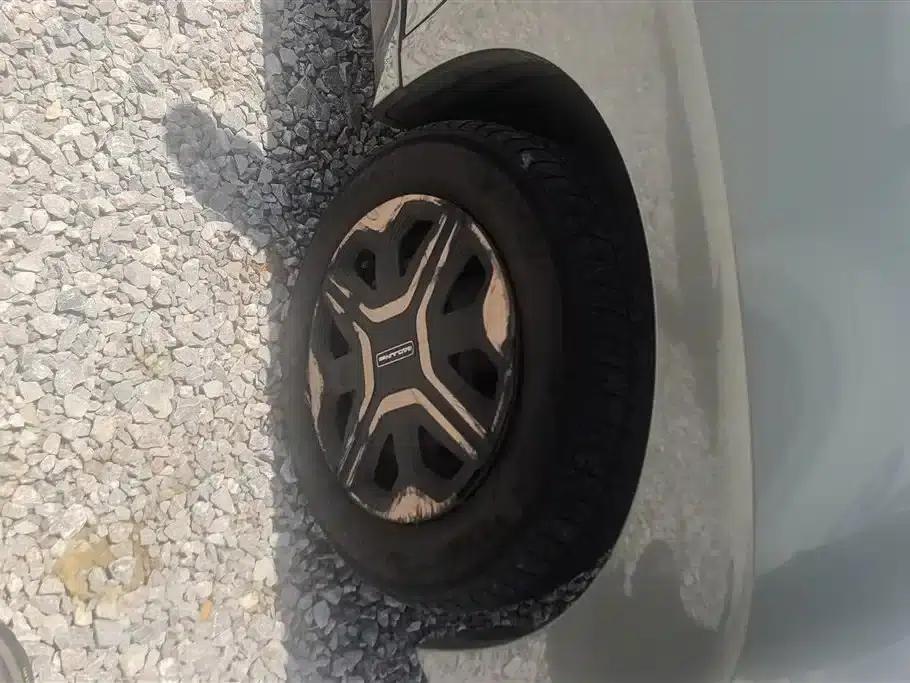 Baojun E200 2020 Model 305KM Smart Edition — миниатюра 6