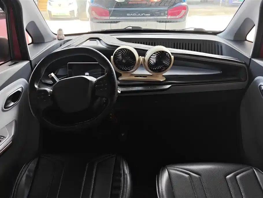 Baojun E200 2018 Smart Edition — миниатюра 12