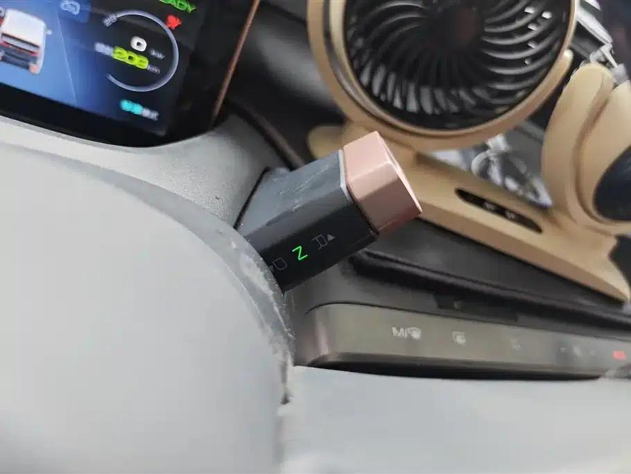 Baojun E200 2018 Smart Edition — миниатюра 16