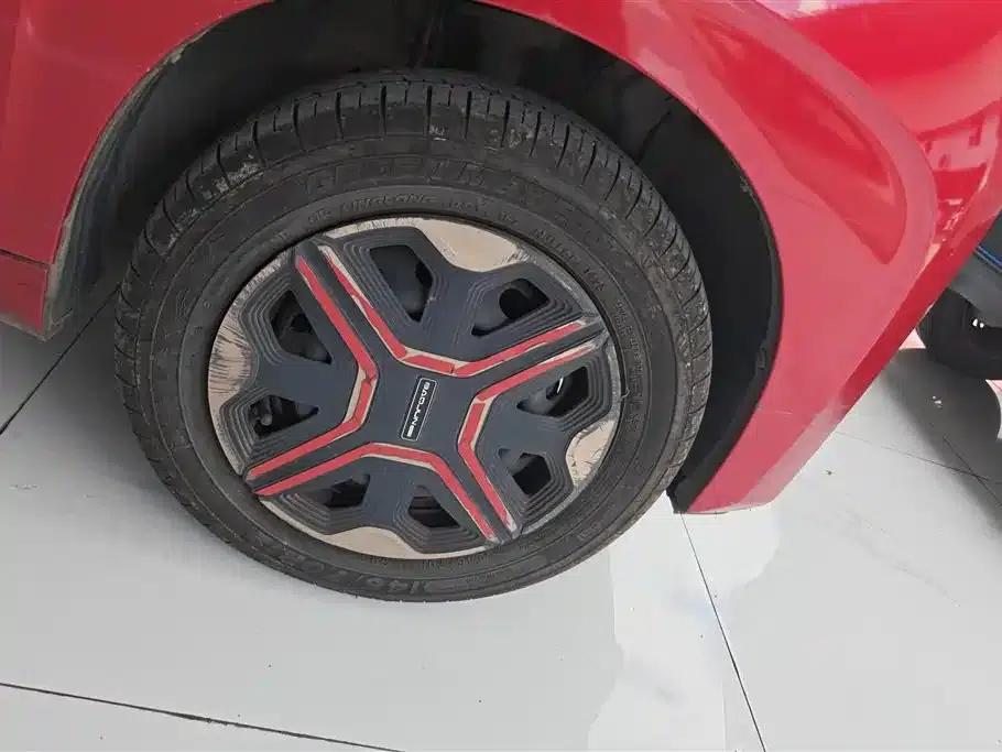 Baojun E200 2018 Smart Edition — миниатюра 6