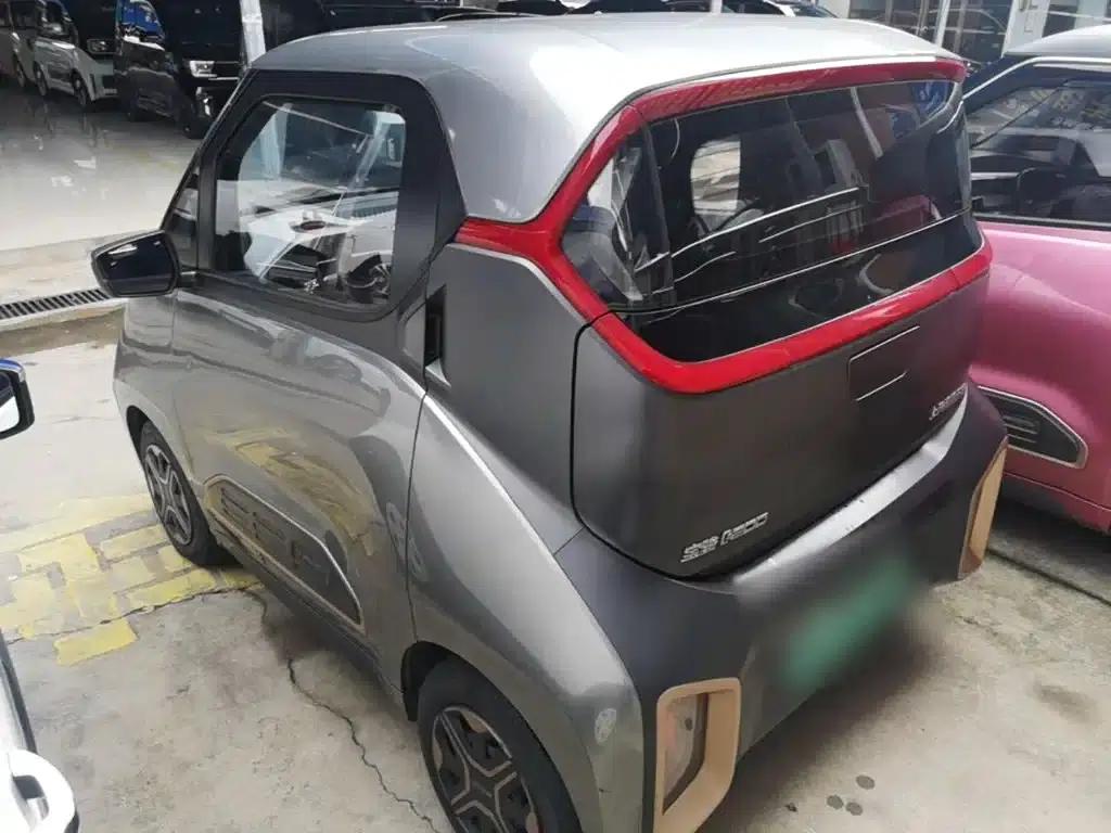 Baojun E200 2018 Smart Edition — миниатюра 5