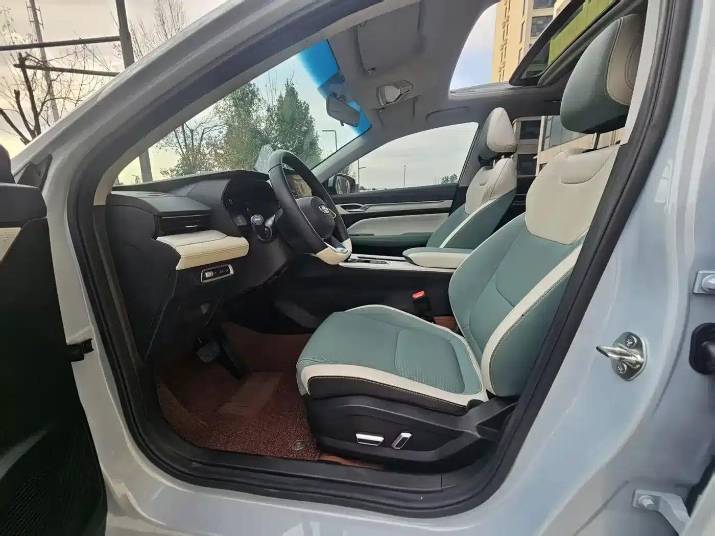 Geely Emgrand L HiP 2022 1.5TD-DHT Pro 100KM Super — миниатюра 6