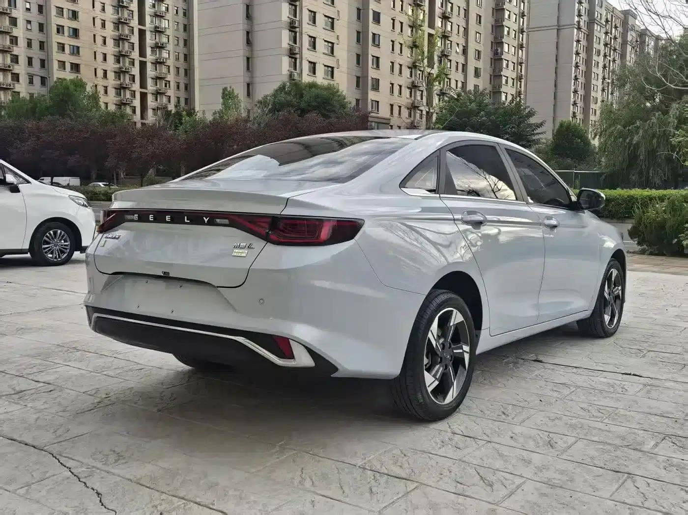 Geely Emgrand L HiP 2022 1.5TD-DHT Pro 100KM Super — миниатюра 7