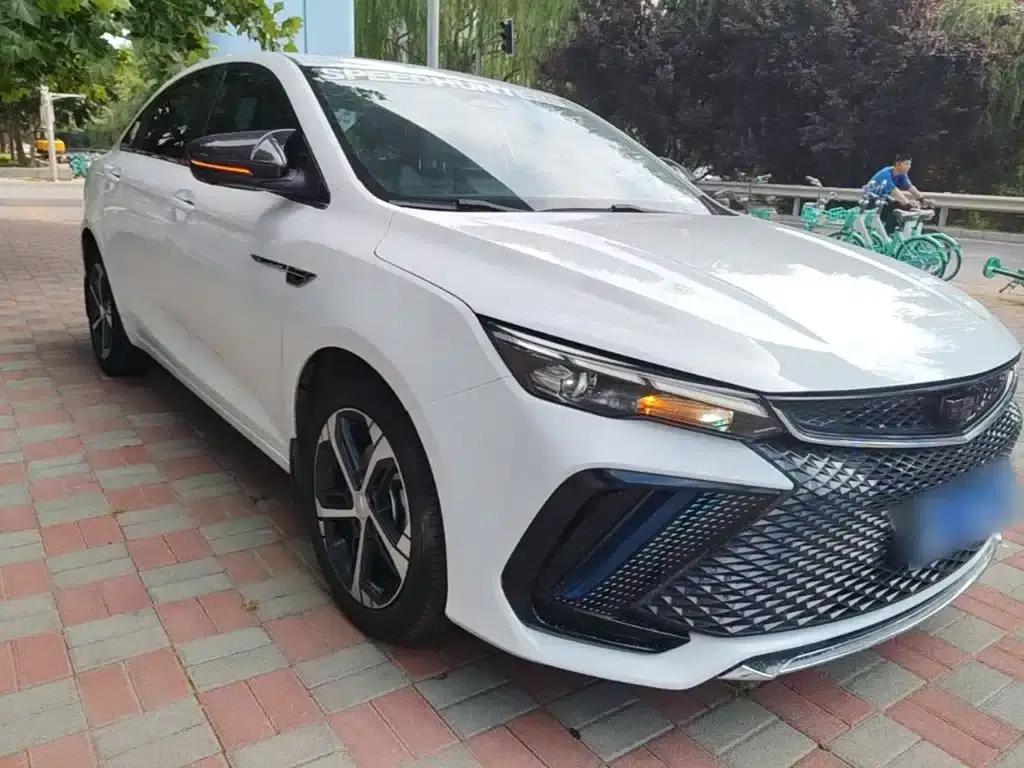 Geely Emgrand L 2022 1.4T CVT Supreme Edition — миниатюра 4