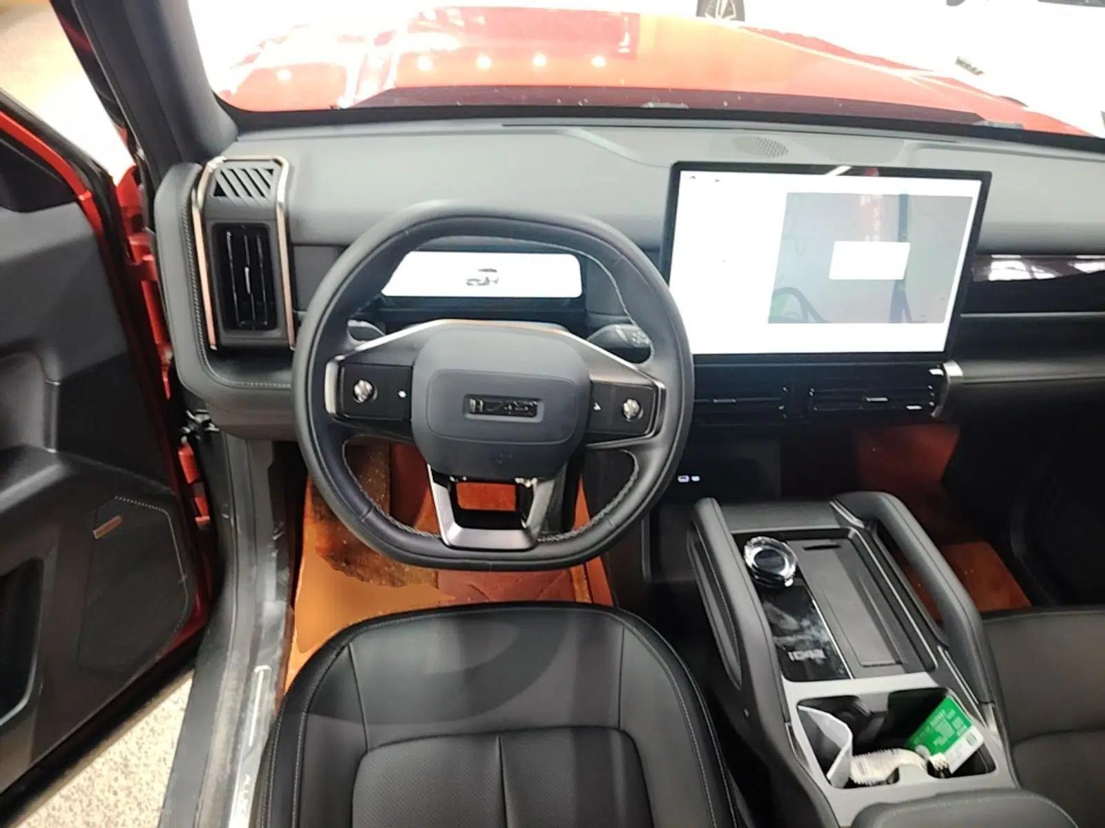 iCAR 03T 2024 501km Four-wheel Drive Long-Range Version — миниатюра 13