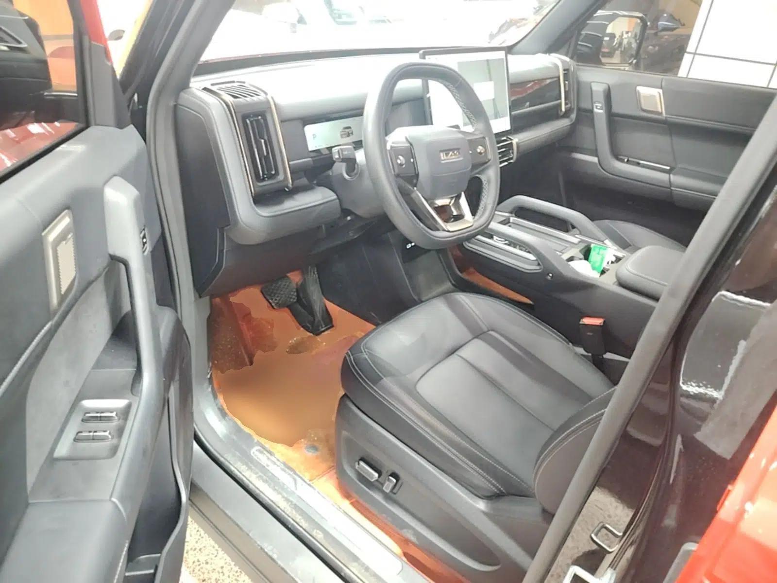 iCAR 03T 2024 501km Four-wheel Drive Long-Range Version — миниатюра 18