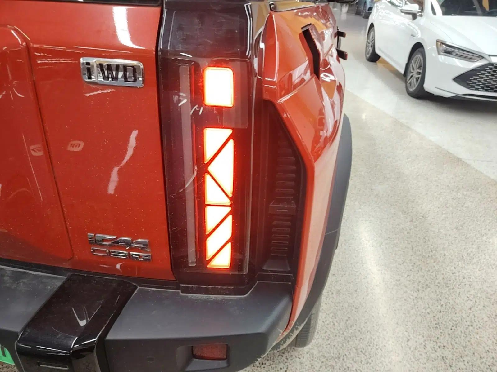 iCAR 03T 2024 501km Four-wheel Drive Long-Range Version — миниатюра 9