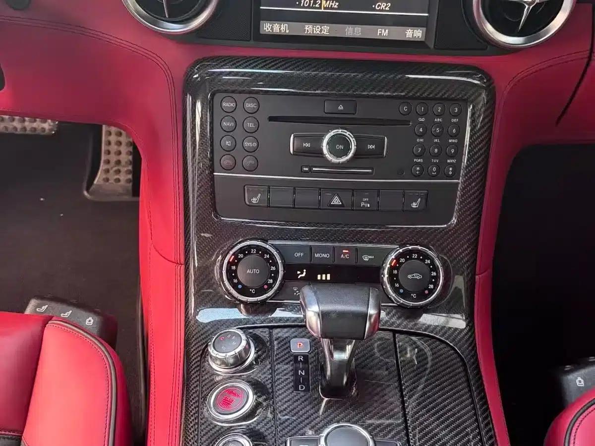 2011 Mercedes-Benz SLS AMG — миниатюра 18