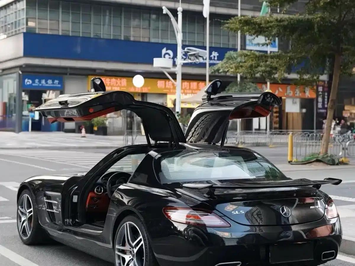 2011 Mercedes-Benz SLS AMG — миниатюра 4