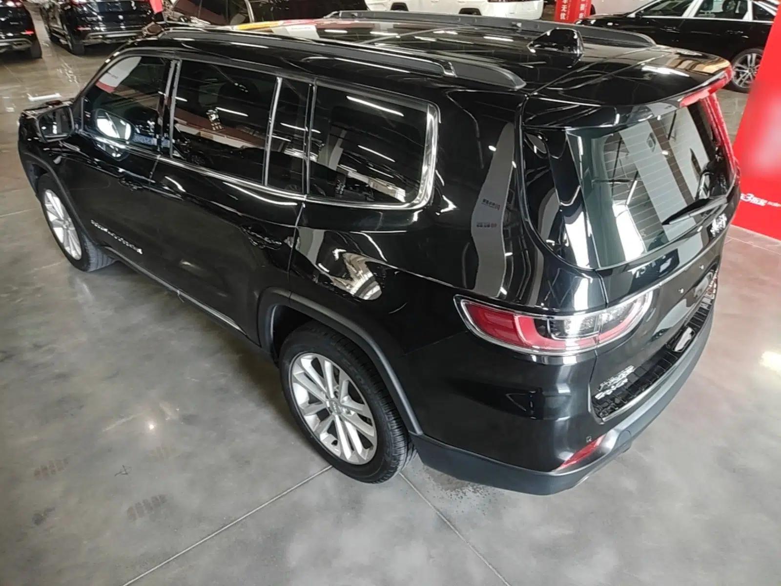 Jeep Grand Commander 2020 2.0T Four-Wheel Drive Elite Enhanced Edition — миниатюра 4