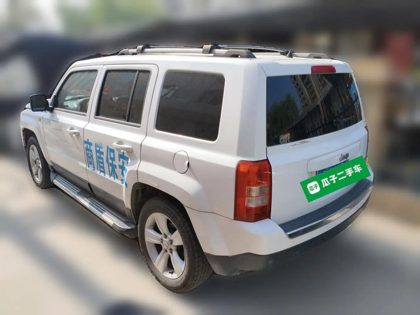 Jeep Patriot 2013 2.4 Luxury Navigation Edition — миниатюра 4