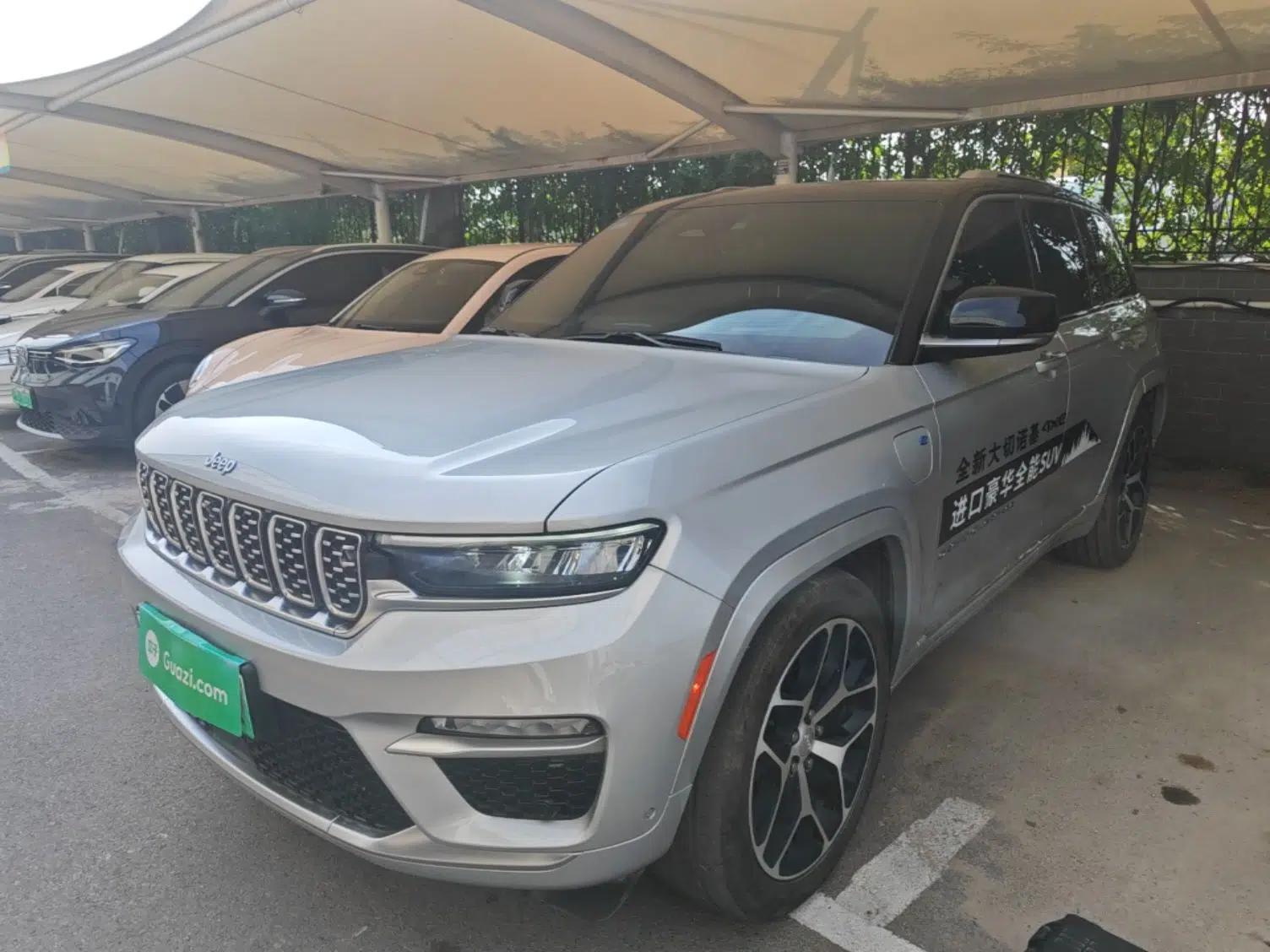 Jeep Grand Cherokee New Energy 2023 4xe Summit Edition — миниатюра 1