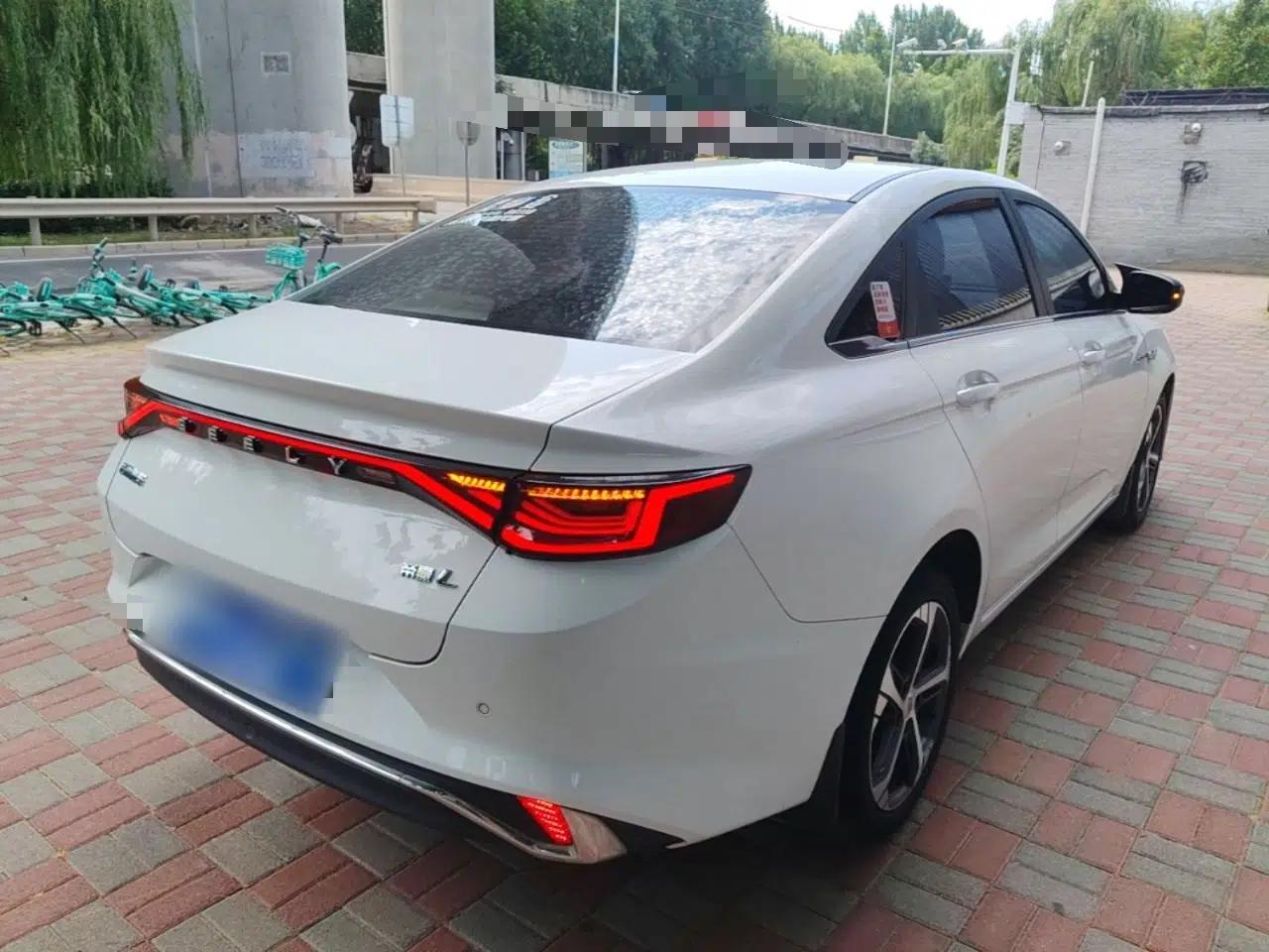 Geely Auto Emgrand L 2022 1.4T CVT Ultimate Model — миниатюра 6