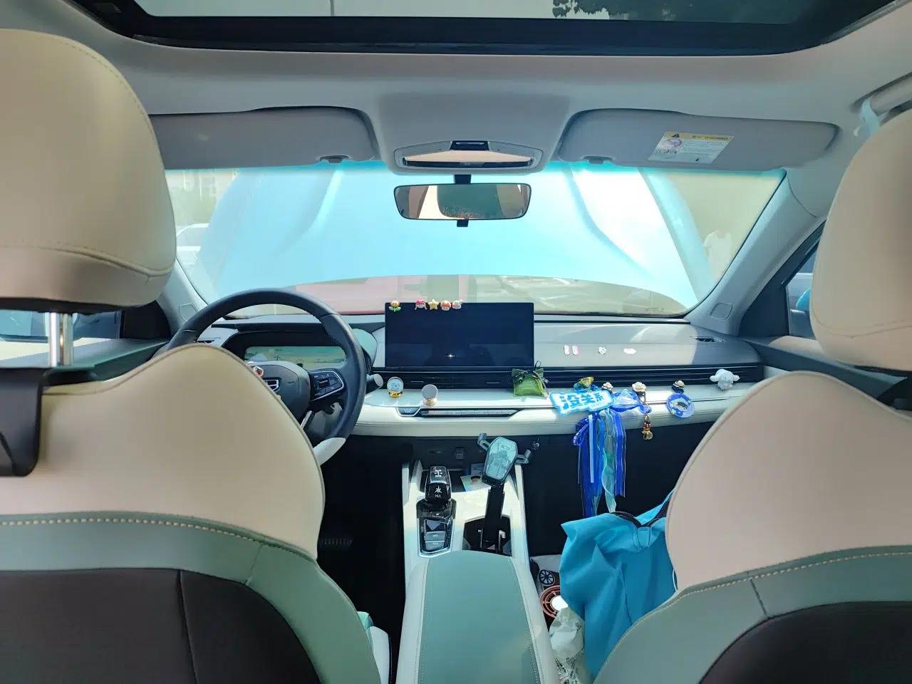 Geely Auto Emgrand L HiP 2022 1.5TD-DHT Pro 100KM Super Swift — миниатюра 18