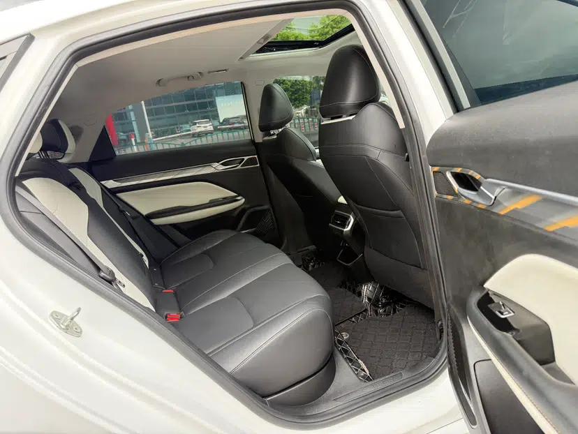 Geely Auto Emgrand L 2022 1.4T CVT Flagship Edition — миниатюра 14