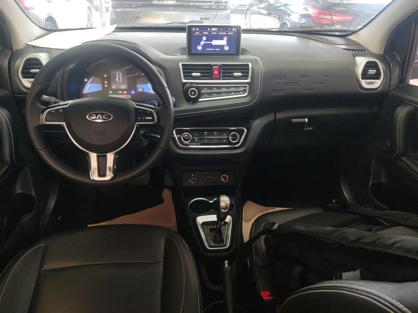 JAC Group iEV6E 2018 Sport Edition iEV6E Luxury Smart Enjoyment Version — миниатюра 12