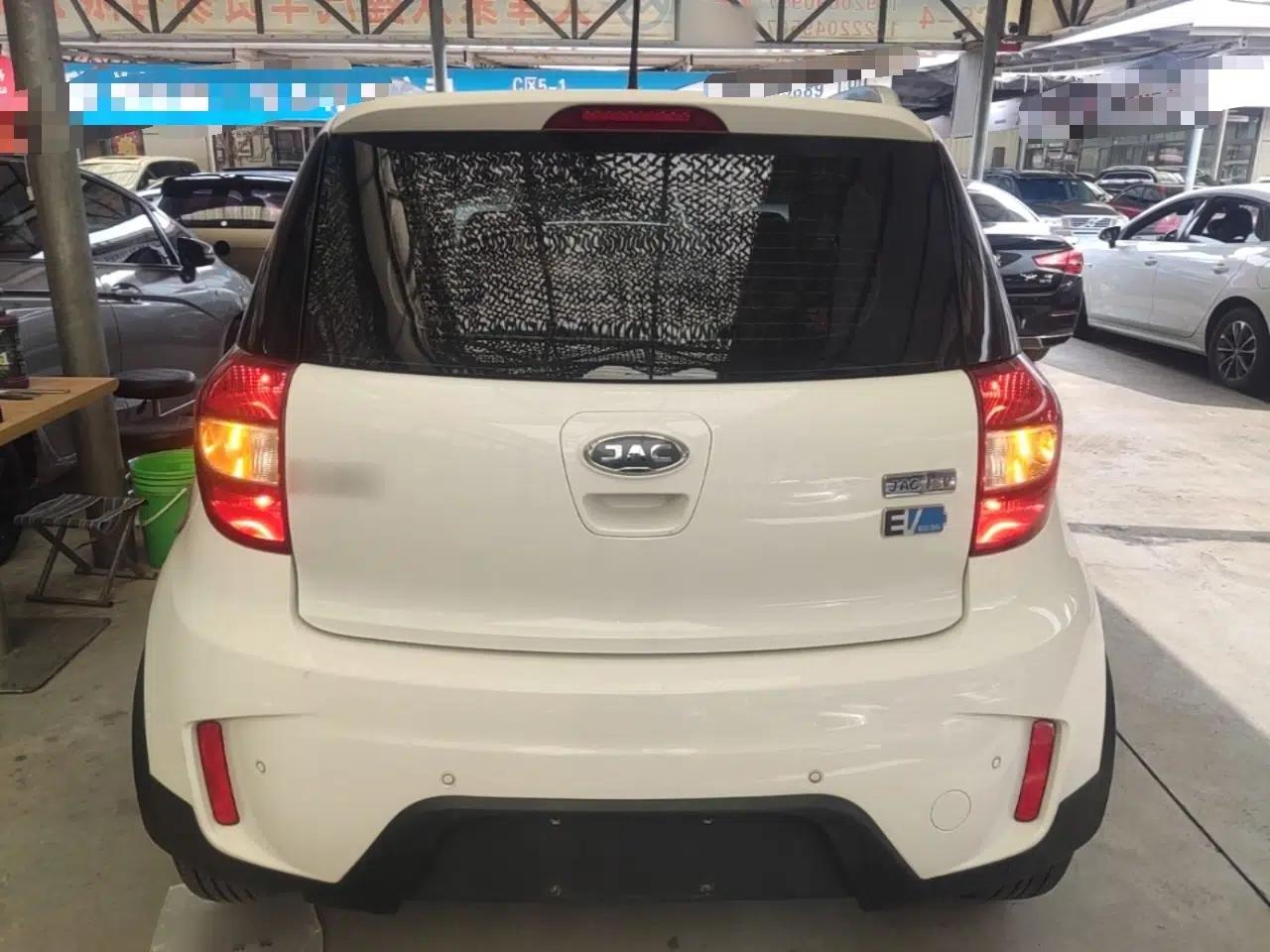 JAC Group iEV6E 2018 Sport Edition iEV6E Luxury Smart Enjoyment Version — миниатюра 5